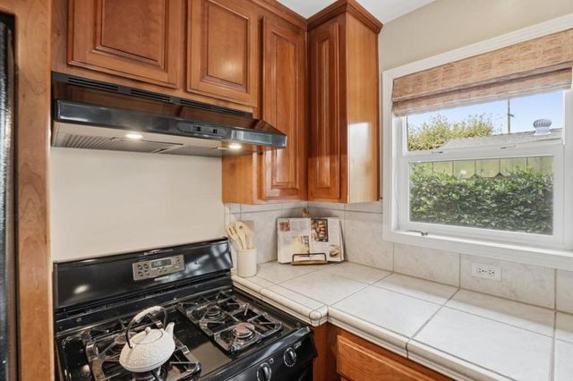 1218 Sally Street, Hollister, CA 95023