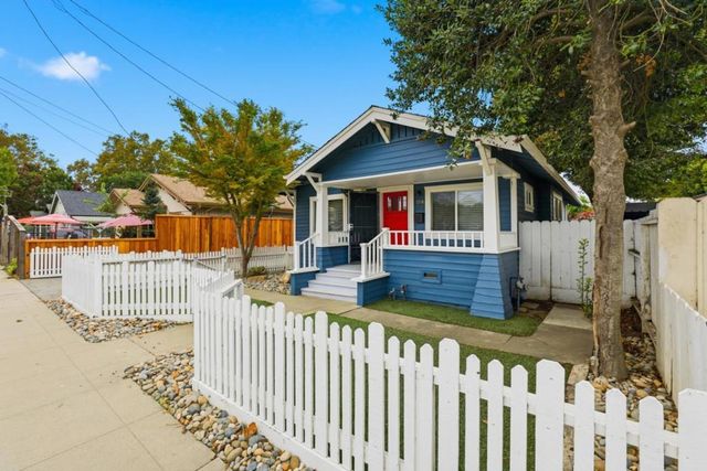 1218 Sally Street, Hollister, CA 95023