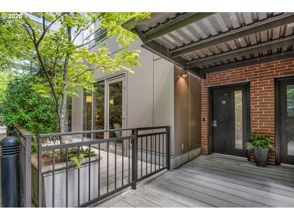 922 Nw 11TH Ave 106, Portland, OR 97209