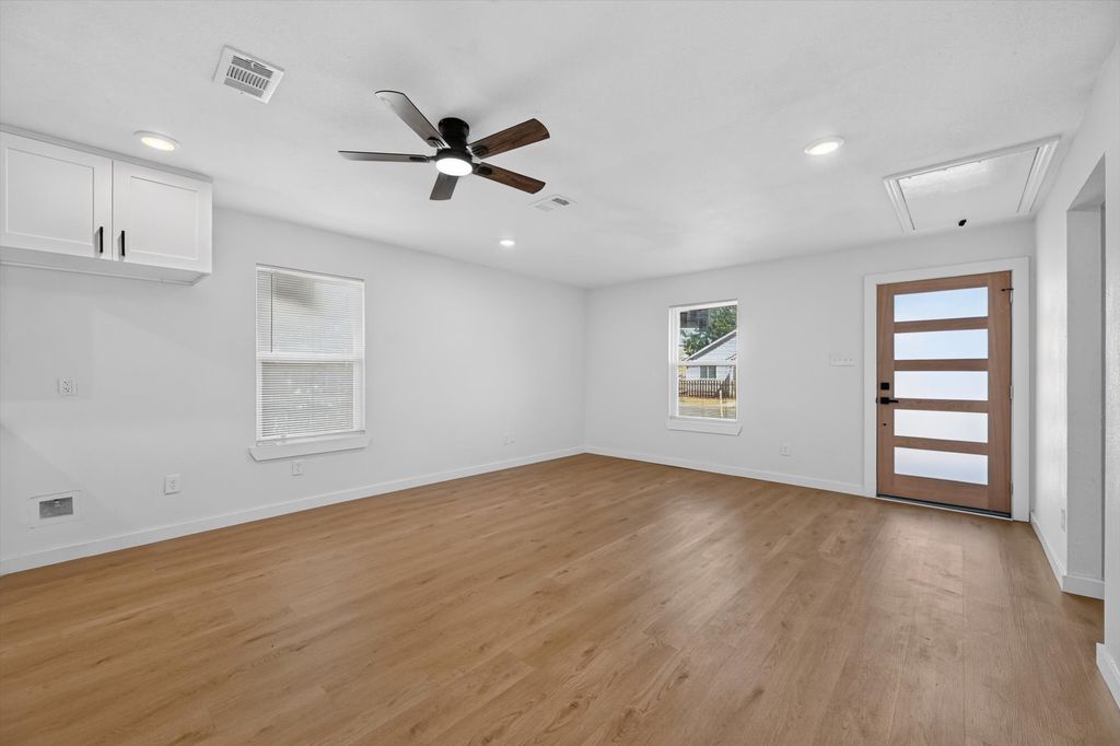 3504 Strong Avenue, Fort Worth, TX 76105 — photo 5