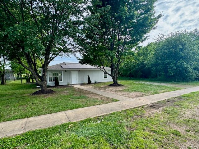 747 Austin Avenue, Decatur, AR 72722