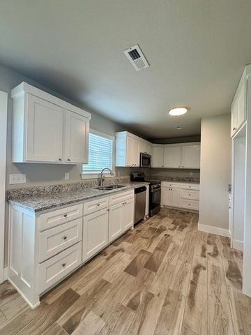 747 Austin Avenue, Decatur, AR 72722