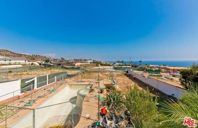 3619 Seahorn Drive, Malibu, CA 90265