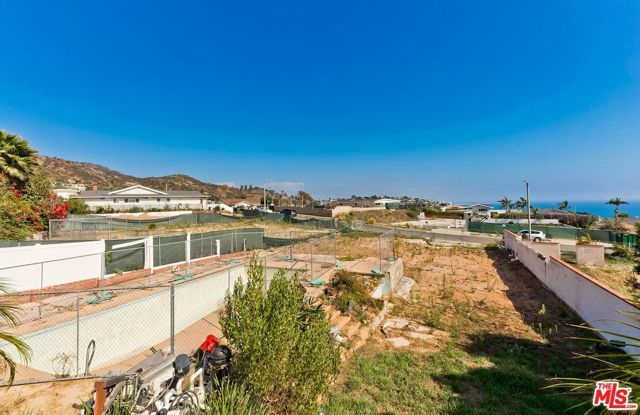 3619 Seahorn Drive, Malibu, CA 90265