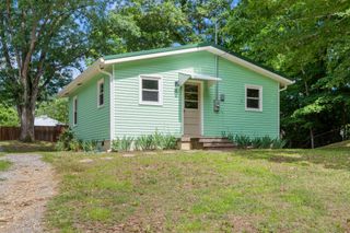 1615 New Dry Hollow Rd, Vanleer, TN 37181