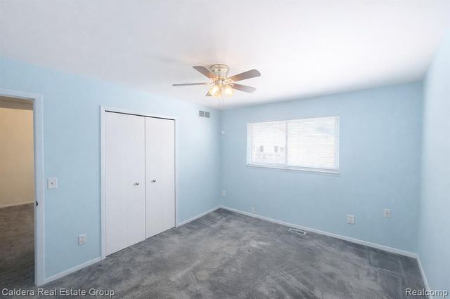 32600 Haggerty Drive, Roseville, MI 48066