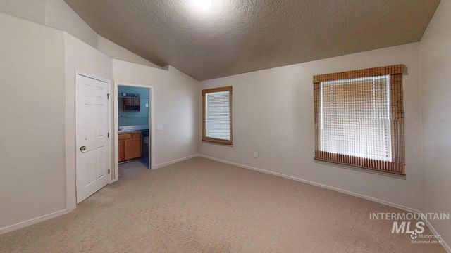 16609 Old Friendship Way, Caldwell, ID 83605