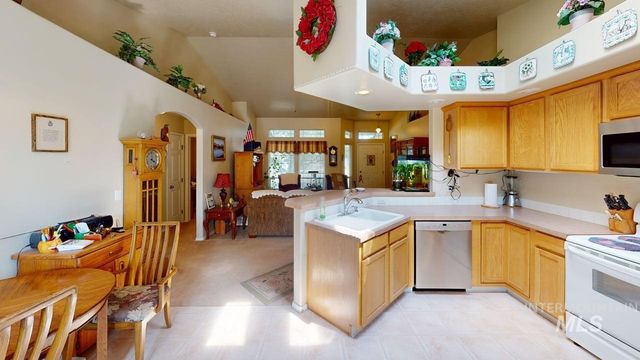 16609 Old Friendship Way, Caldwell, ID 83605