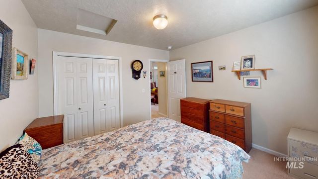 16609 Old Friendship Way, Caldwell, ID 83605