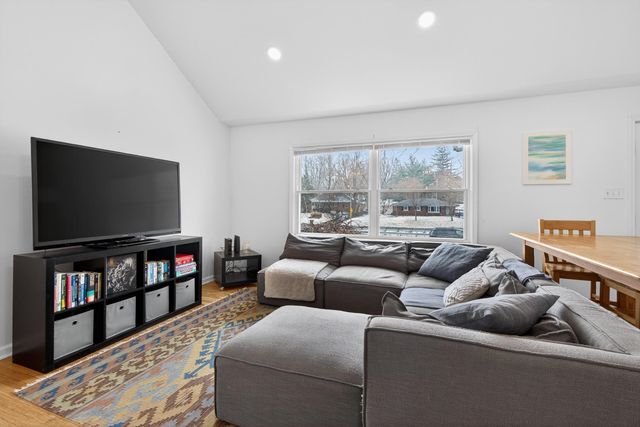 321 Zandale Drive, Lexington, KY 40503