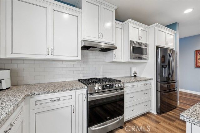 3530 Lakeside Village, Paso Robles, CA 93446