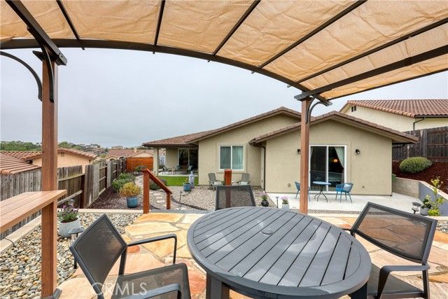 3530 Lakeside Village, Paso Robles, CA 93446