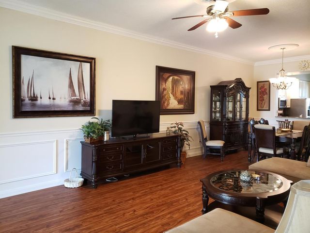 37 Harbour Isle Drive E 203, Fort Pierce, FL 34949