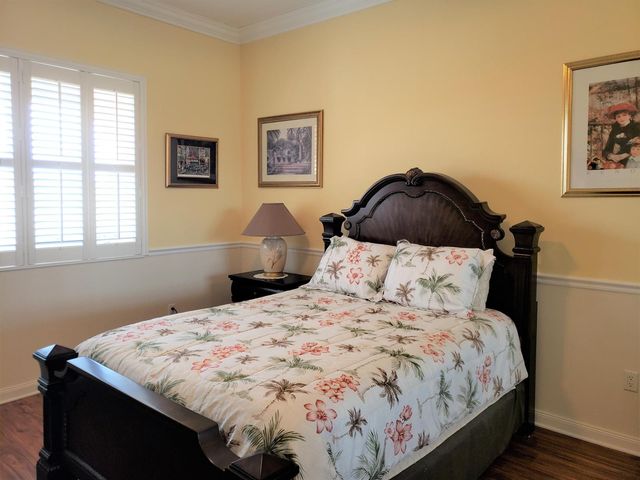 37 Harbour Isle Drive E 203, Fort Pierce, FL 34949