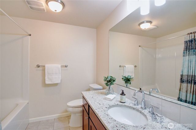 12779 Frazier Heights Loop, Burlington, WA 98233