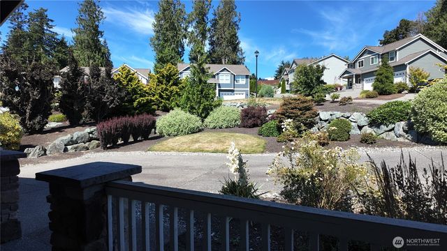 12779 Frazier Heights Loop, Burlington, WA 98233