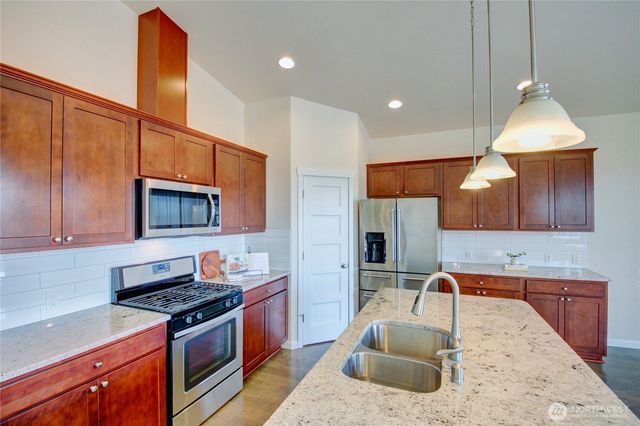 12779 Frazier Heights Loop, Burlington, WA 98233