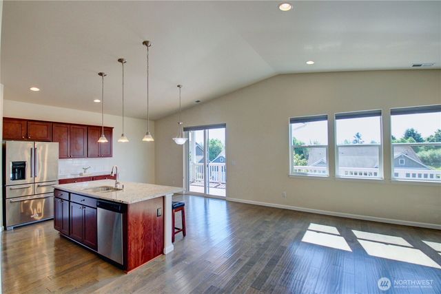 12779 Frazier Heights Loop, Burlington, WA 98233