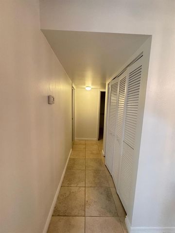 10821 N Military Trail Apt 19, Palm Beach Gardens, FL 33410