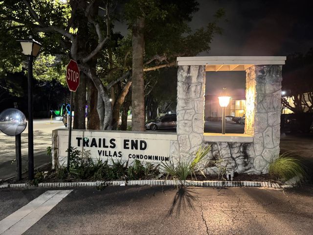 10821 N Military Trail Apt 19, Palm Beach Gardens, FL 33410