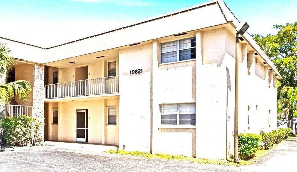 10821 N Military Trail Apt 19, Palm Beach Gardens, FL 33410