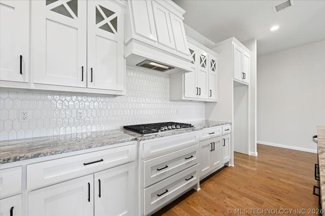 13702 S 21st Street East, Bixby, OK 74008