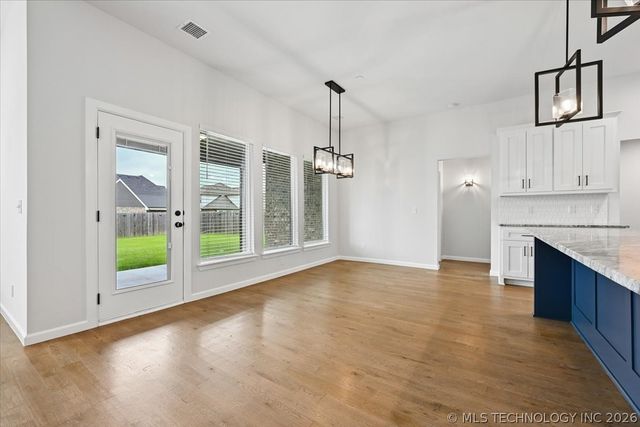 13702 S 21st Street East, Bixby, OK 74008