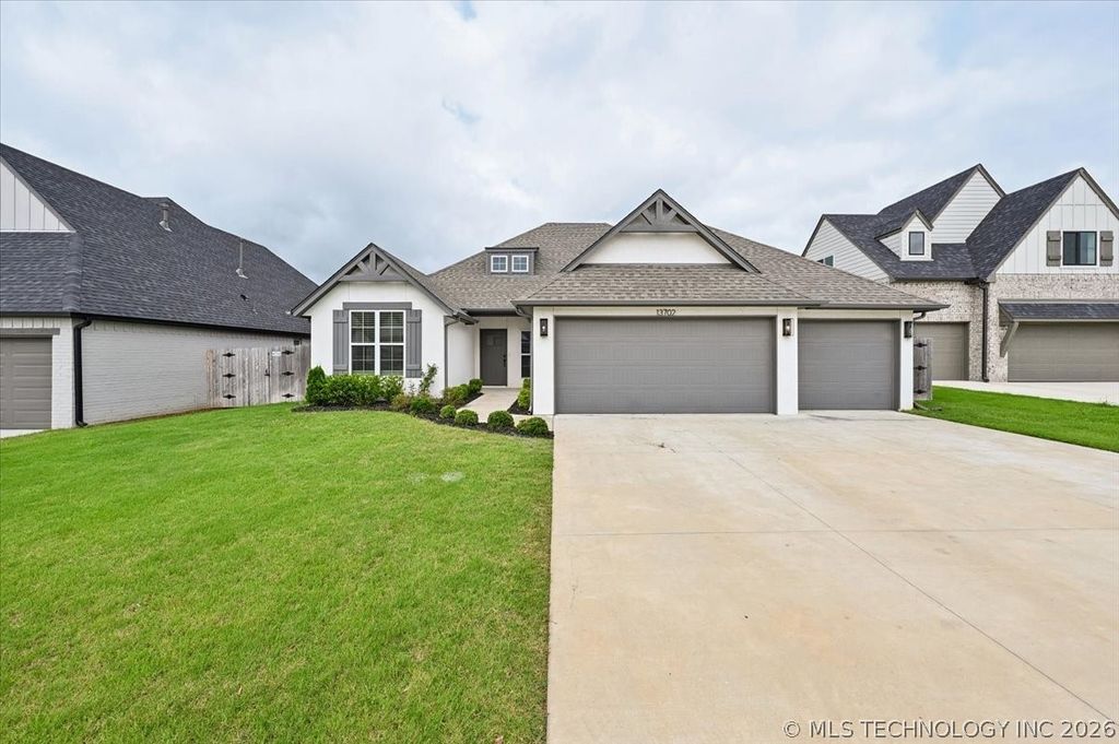 13702 S 21st Street East, Bixby, OK 74008