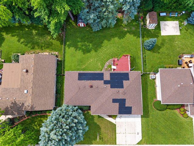 904 Chippewa Drive, Elgin, IL 60120