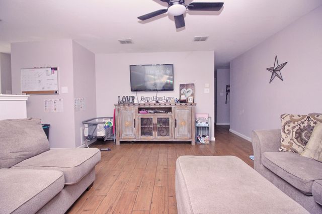 12609 Carpenter Lane, Rhome, TX 76078