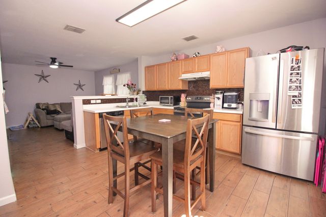 12609 Carpenter Lane, Rhome, TX 76078