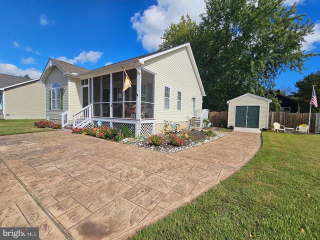 30 BANCROFT AVE, Colonial Beach, VA 22443