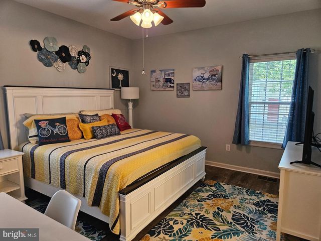 30 BANCROFT AVE, Colonial Beach, VA 22443