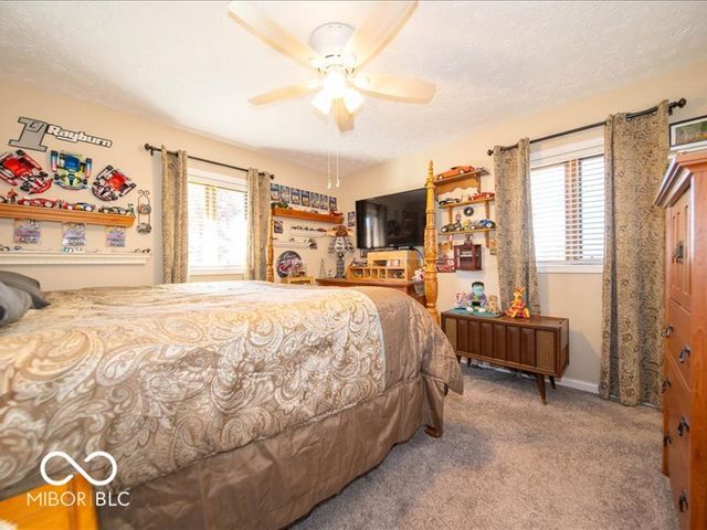 5652 Steven Drive, Greenwood, IN 46142