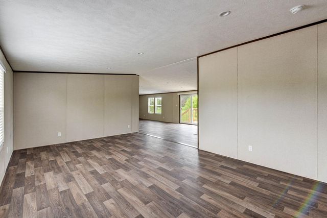 8916 Fm 646 Road S, Santa Fe, TX 77510
