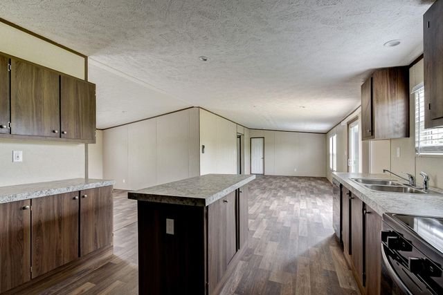 8916 Fm 646 Road S, Santa Fe, TX 77510