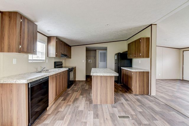 8916 Fm 646 Road S, Santa Fe, TX 77510