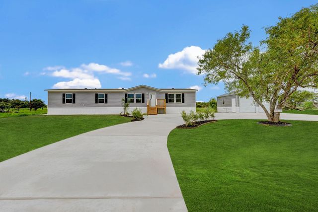 8916 Fm 646 Road S, Santa Fe, TX 77510