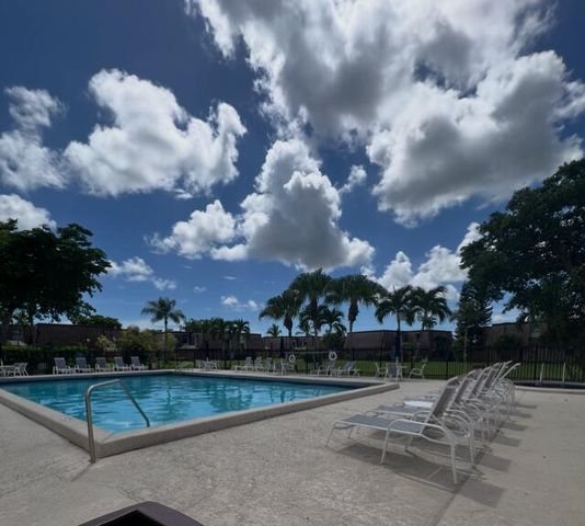 7542 COURTYARD Run E, Boca Raton, FL 33433