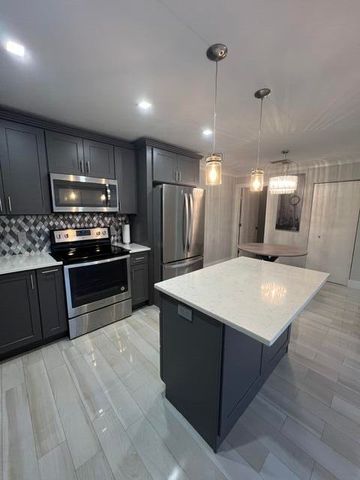 7542 COURTYARD Run E, Boca Raton, FL 33433