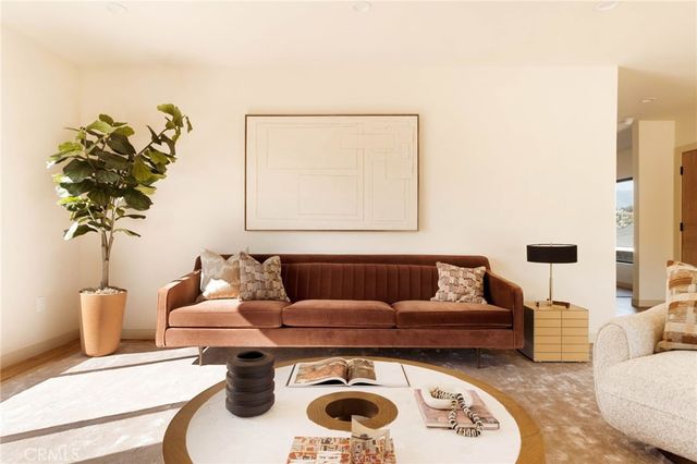 5217 Hub Street, Los Angeles, CA 90042