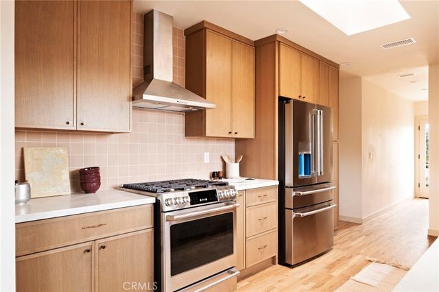 5217 Hub Street, Los Angeles, CA 90042