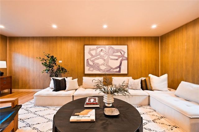 5217 Hub Street, Los Angeles, CA 90042