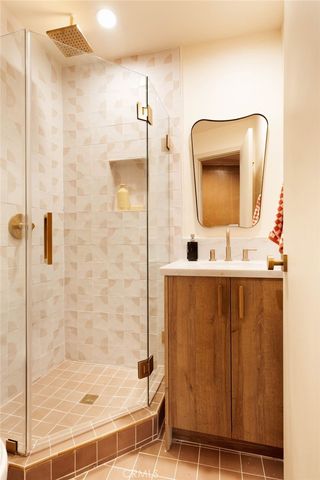5217 Hub Street, Los Angeles, CA 90042