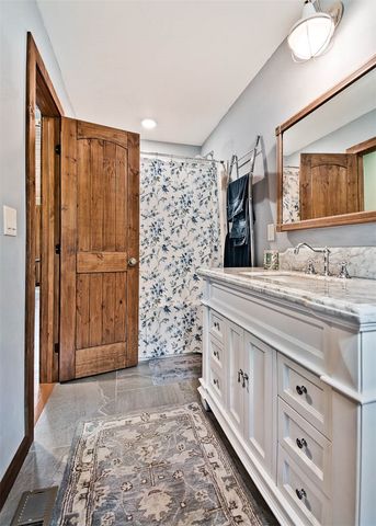 10201 Forrest Road, Gravette, AR 72736