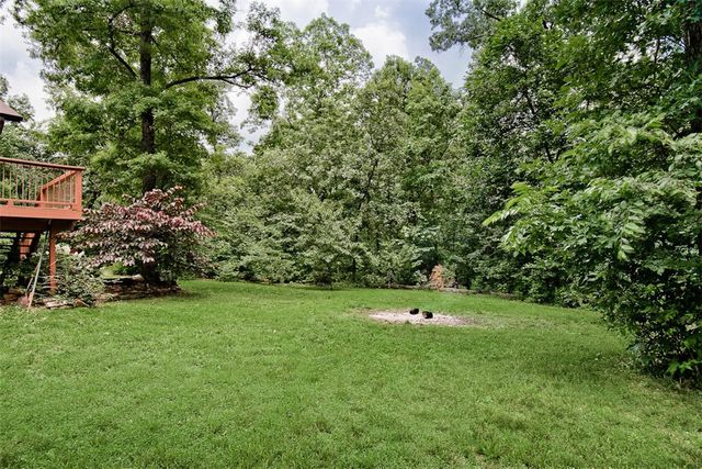 10201 Forrest Road, Gravette, AR 72736
