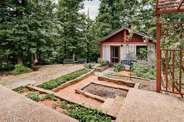 10201 Forrest Road, Gravette, AR 72736
