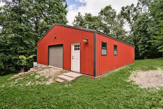10201 Forrest Road, Gravette, AR 72736