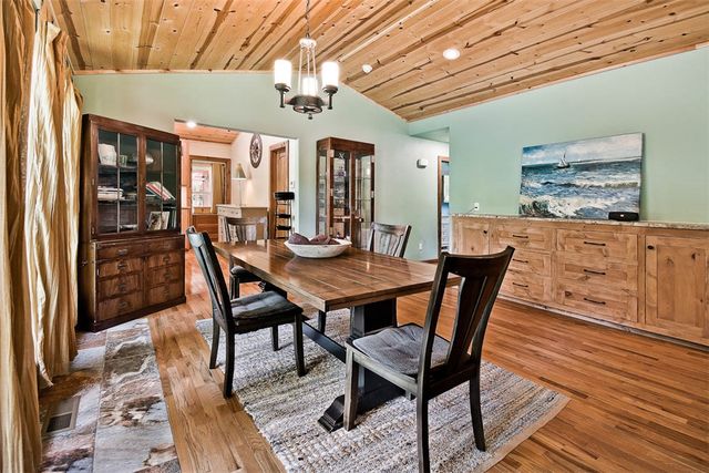10201 Forrest Road, Gravette, AR 72736