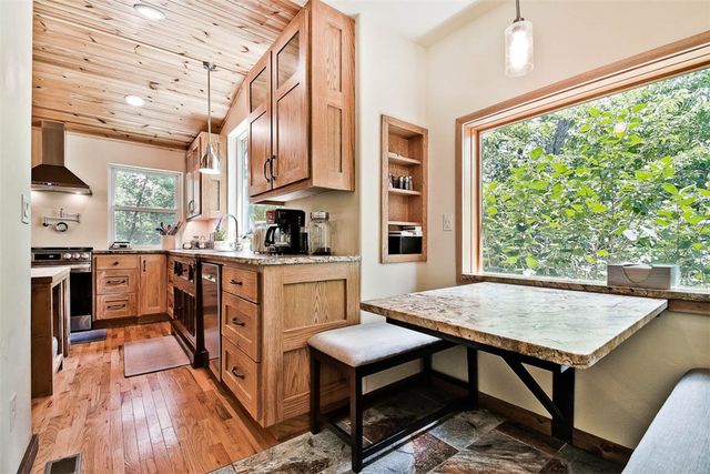 10201 Forrest Road, Gravette, AR 72736